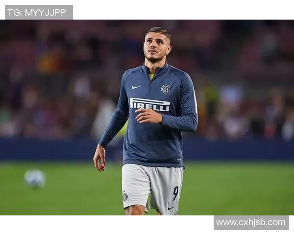 足球球星穿着7号球衣展现独特风采瞬间集锦