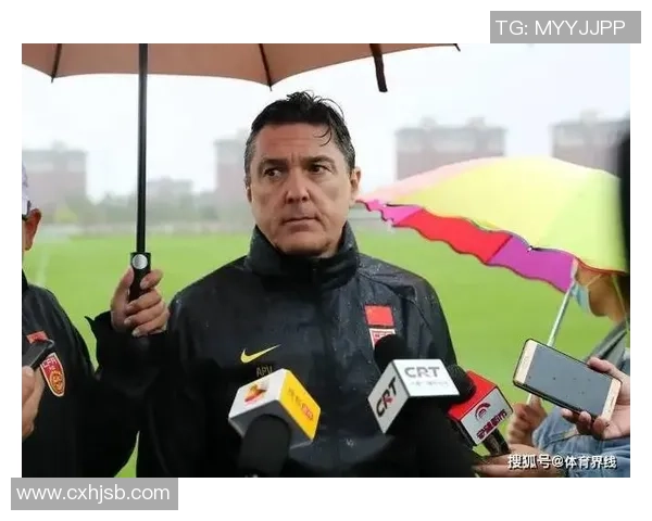 中国足球新帅上任 揭秘他如何带领国家队重回巅峰 中国足球新帅上任 揭秘他如何带领国家队重回巅峰